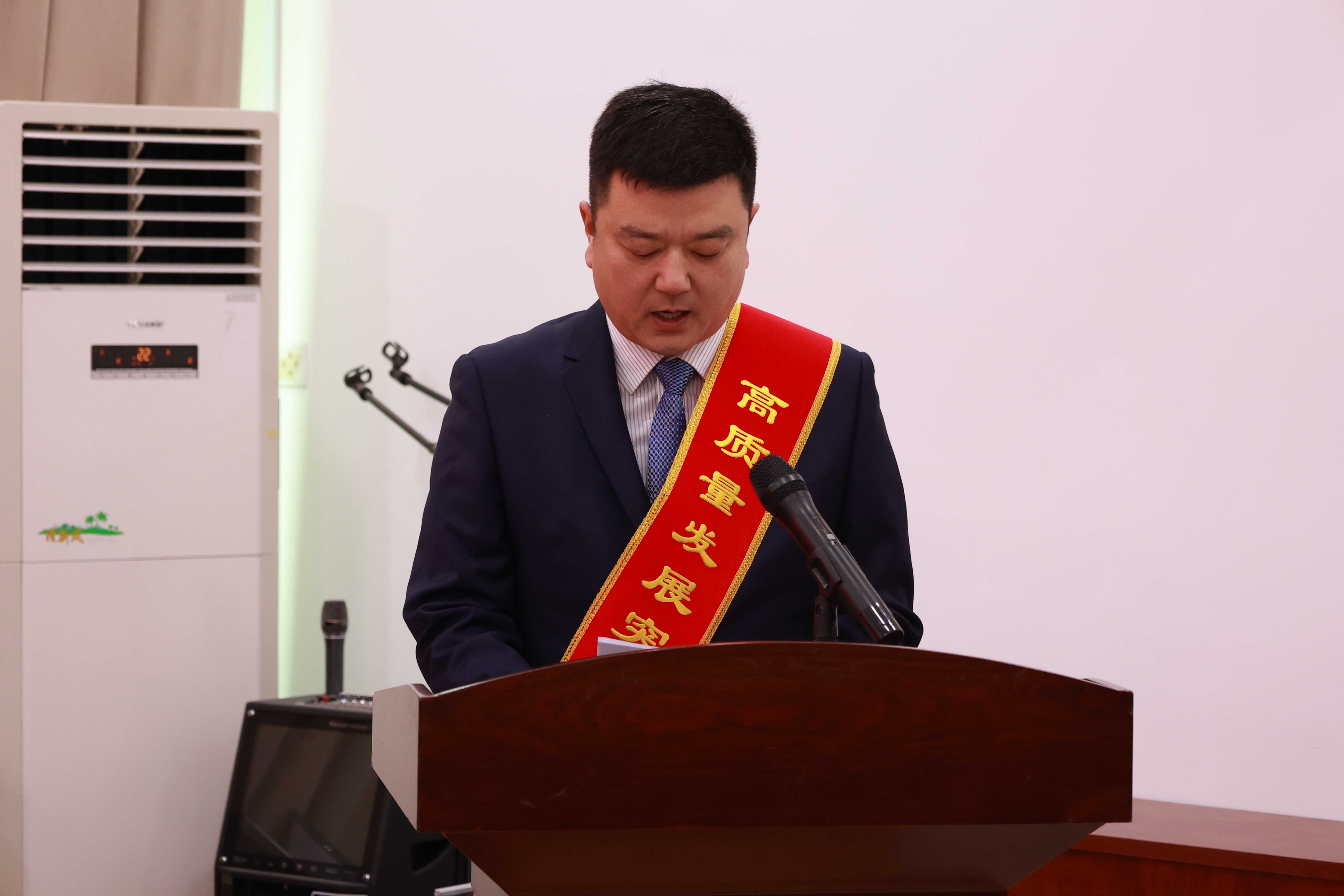 2N7A7175.JPG 2N7A7175.JPG